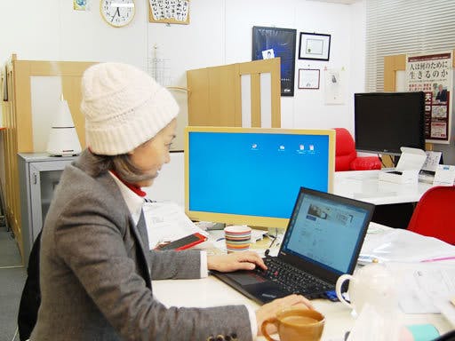 WEBデザイナー募集! ホームページ制作会社 大阪のバーブワイヤー